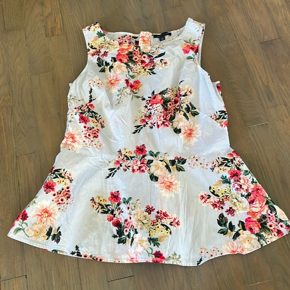 Tommy Hilfiger Floral Print Light Blue Sleeveless Shirt Blouse womens size large